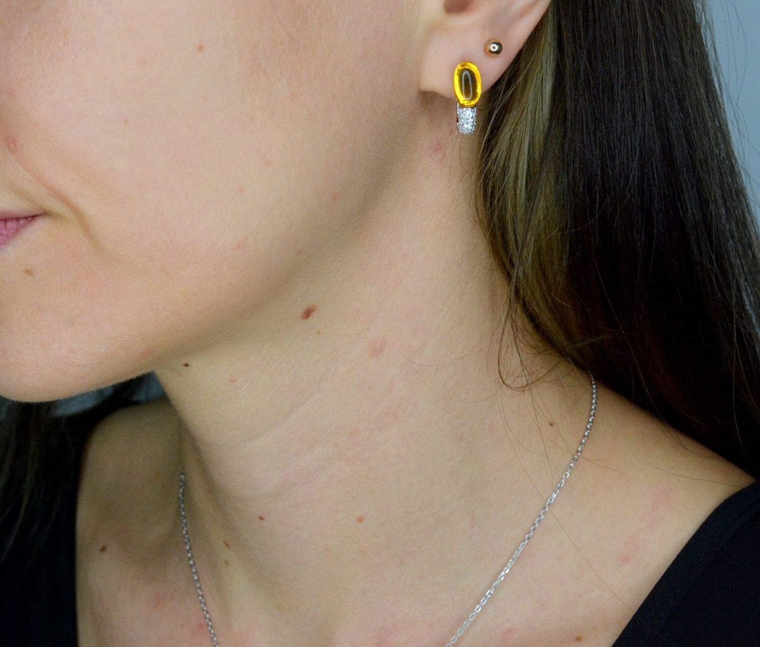 Kolczyki damskie srebrne 925 z kamieniem w kolorze bursztynu Nomination Myradiance 241504 040.png